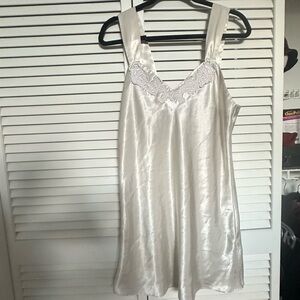 Vintage white sleep dress intimates lingerie sleepwear